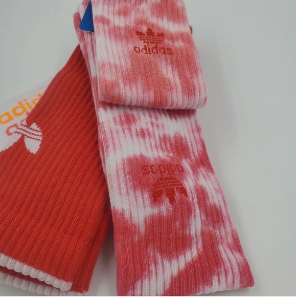 3 Pair Adidas Crew Socks, Men's Shoe Size 6-12, Red, White, Tie Dye - Picture 3 of 8